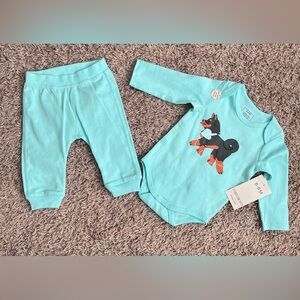 Paris Hilton x Monica + Andy Organic Cotton Mint Two Piece Set Size: 6-9 Months